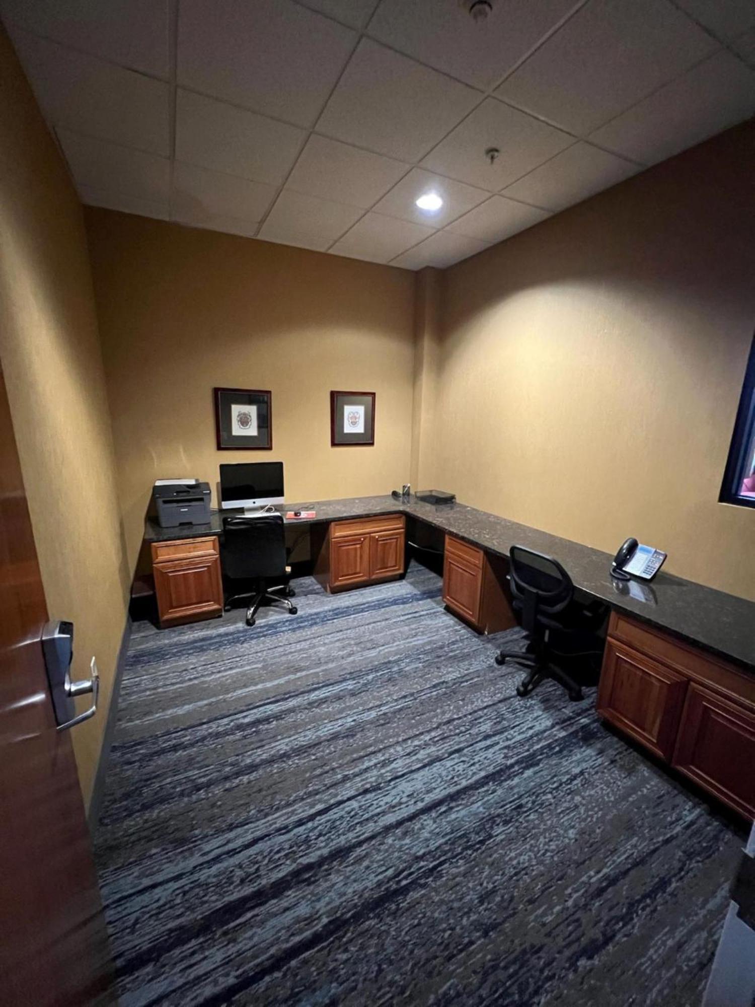 Holiday Inn Express & Suites Harrisburg West Mechanicsburg Kültér fotó